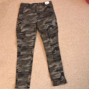 Express high wasted stretchy camo pants
